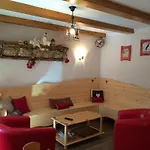 Les Granits Hotel 2*