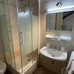 Les Granits Hotel