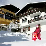 Les Granits Hotel 2*