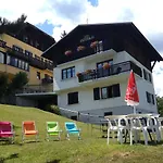 Les Granits Hotel 2*
