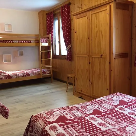 Les Granits Hotel 2*